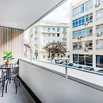 Gelman's Getaway In Lisboa